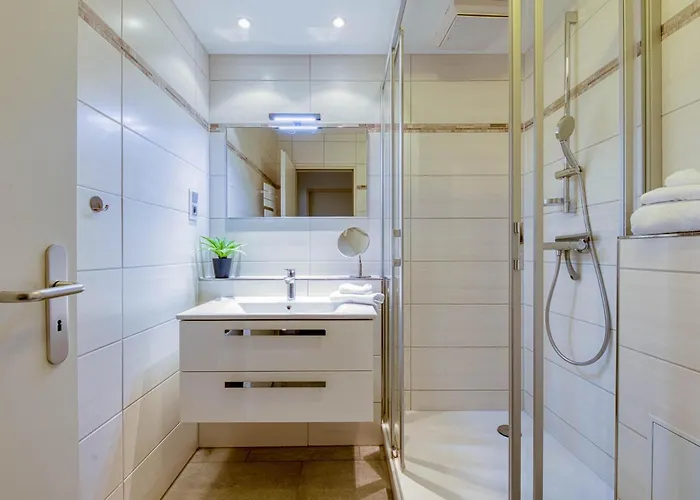 Ostseeglueck Inklusive Strandkorb Von April-oktober Zingst